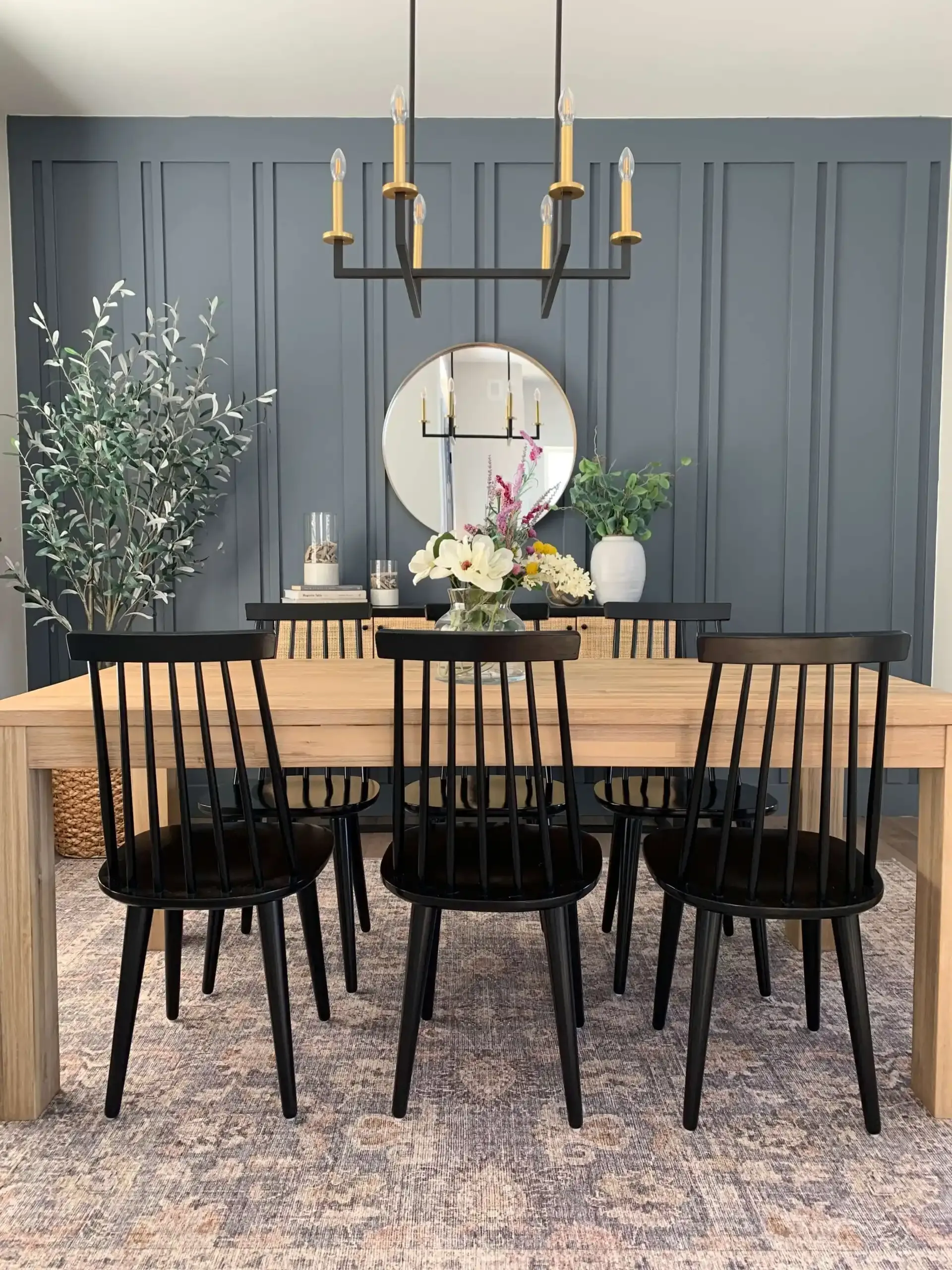 Choosing the Right Spot for Your Dining Room Accent Wall Design