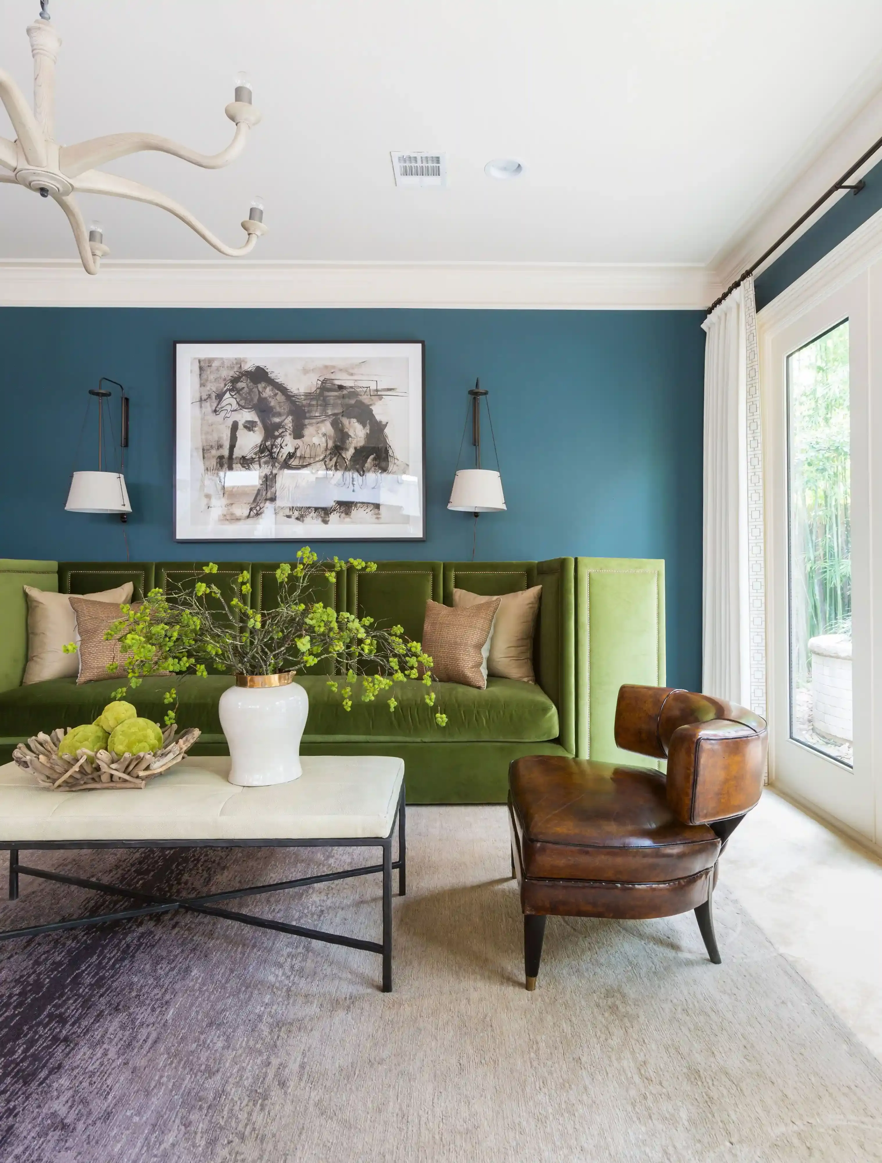 Living Room Accent Wall Paint Ideas: Choosing the Right Color