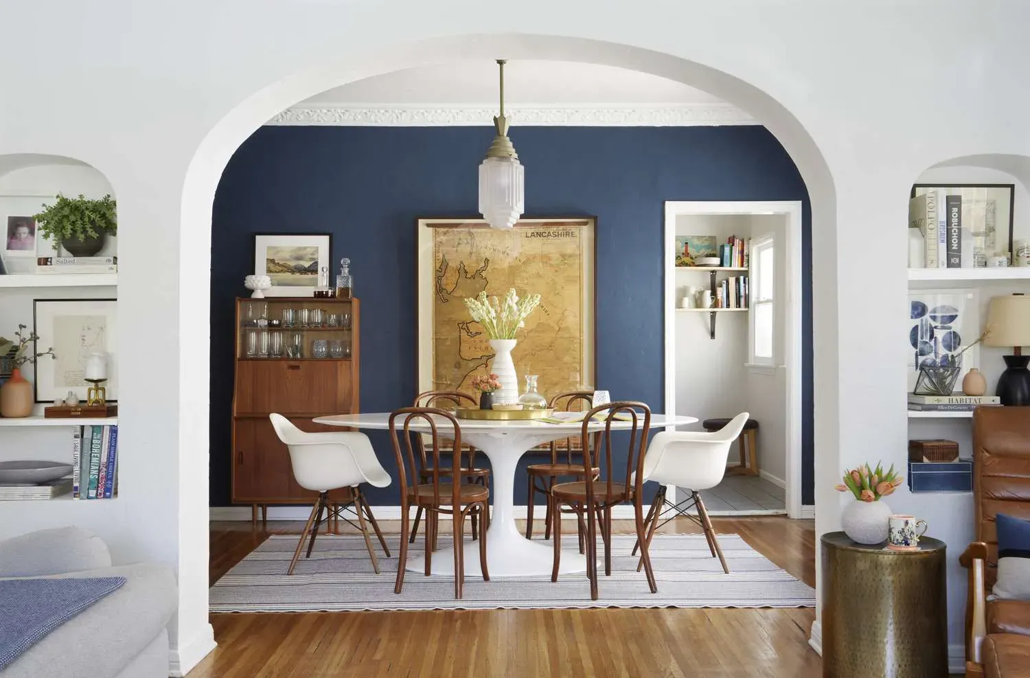 Making Your Accent Wall Paint Colors Pop