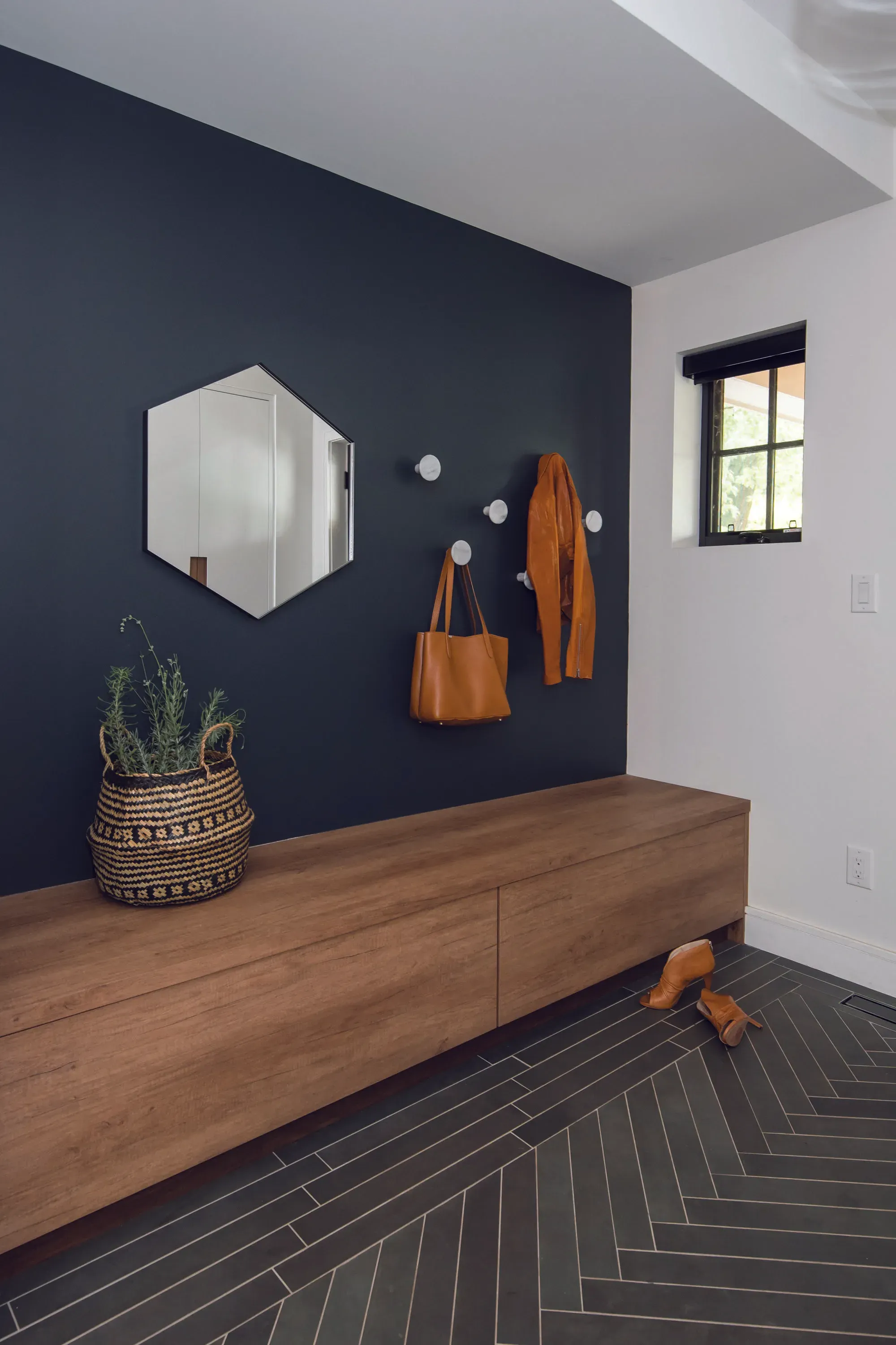 RealLife Black Accent Wall Entryway Transformations